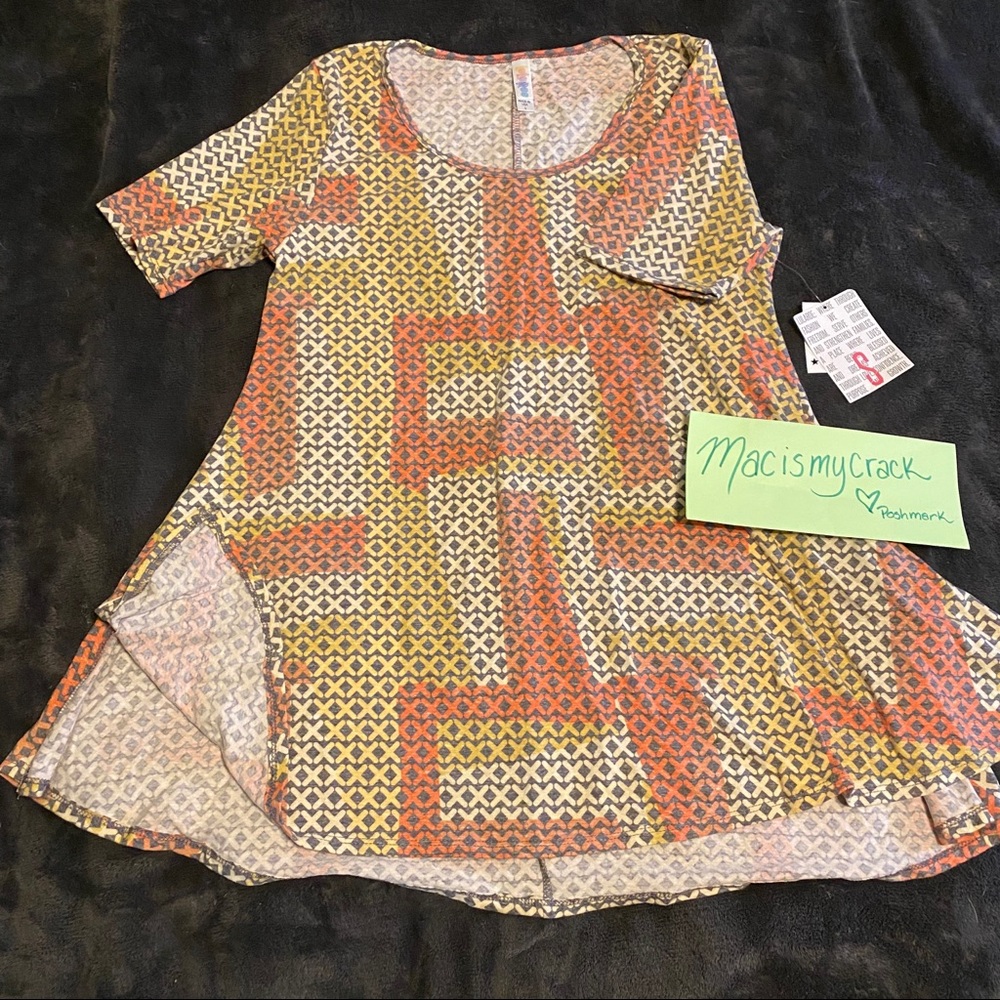 NWT LuLaRoe Perfect T